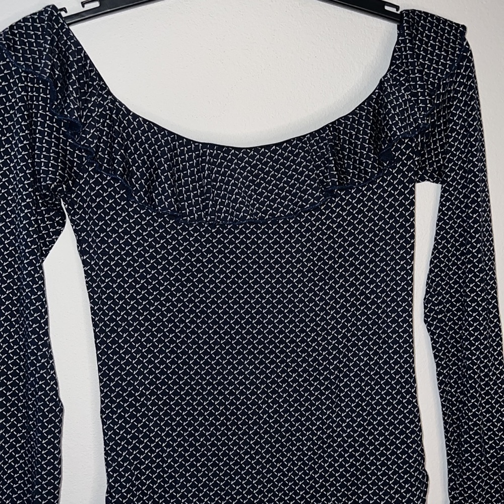 Anama blue white ruffle off the shoulder long sleeves fitted silhouette top